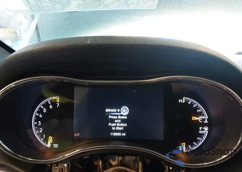 2018 Jeep Grand Cherokee Altitude 4X4 из США, поврежденный, VIN 1C4RJFAG3JC137467